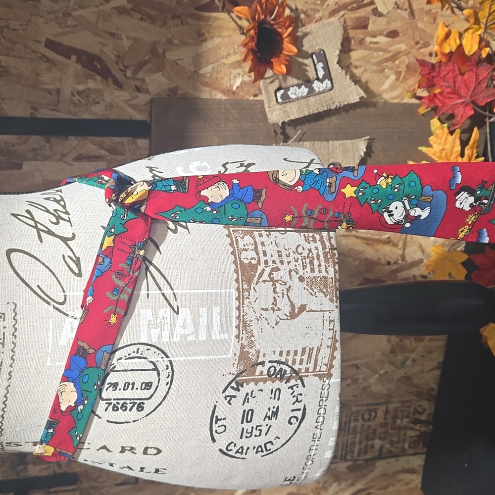 Upcycled Tie Belt  Christmas Peanuts - Picture 2 of 3